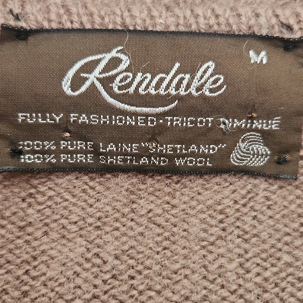 M Rendale 100% Wool Vest. - Picture 2 of 5